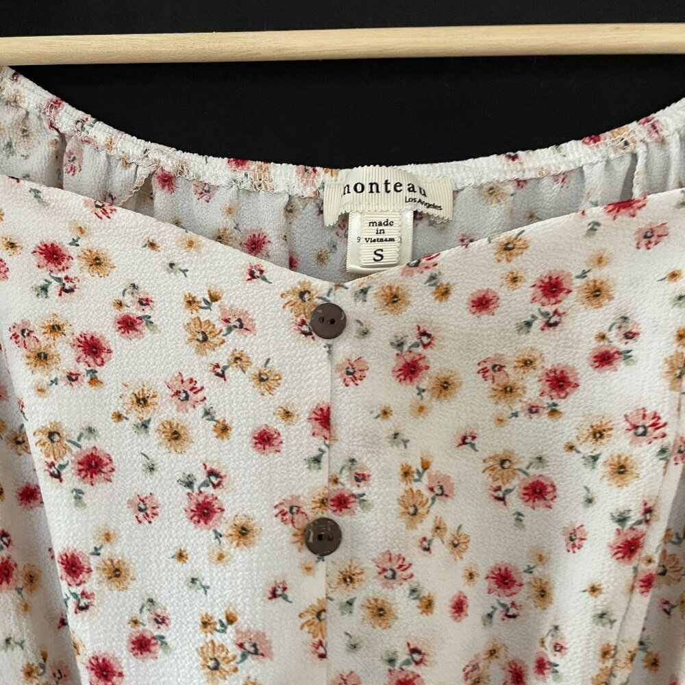 Monteau red and yellow‎ floral frilly crop top women's size small cinched waist - Picture 3 of 8